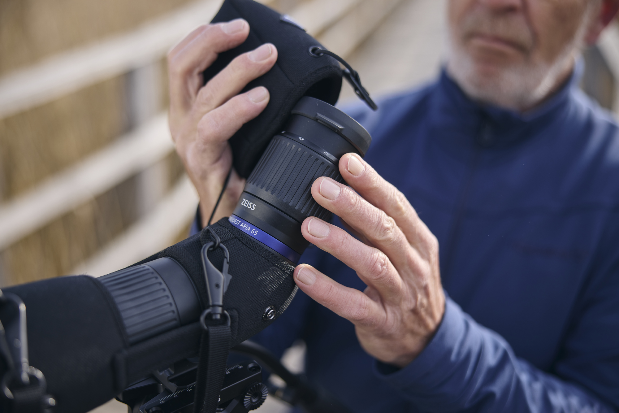 Zeiss Stay-On Case Conquest Apia 85A